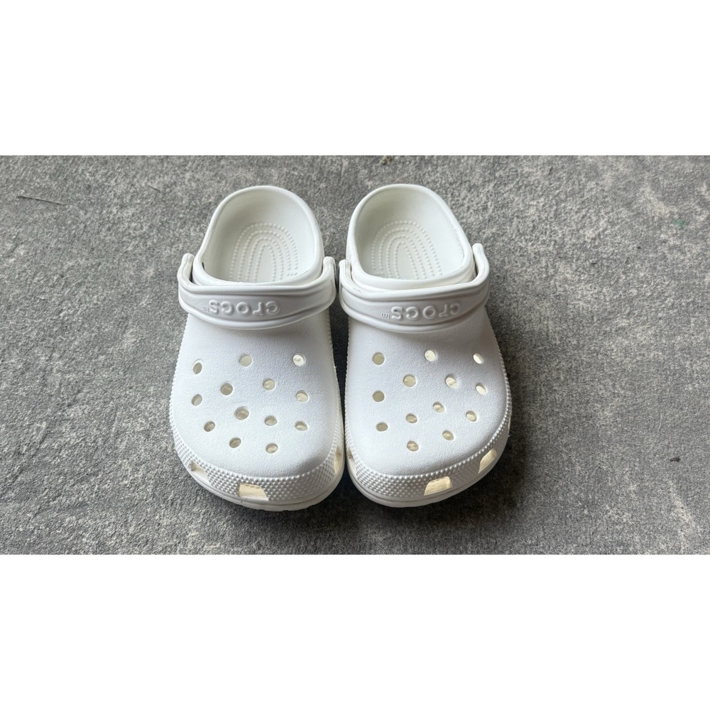 Crocs Classic Clog Authentic Shoe Style 10001 White Size W 6 M 4
